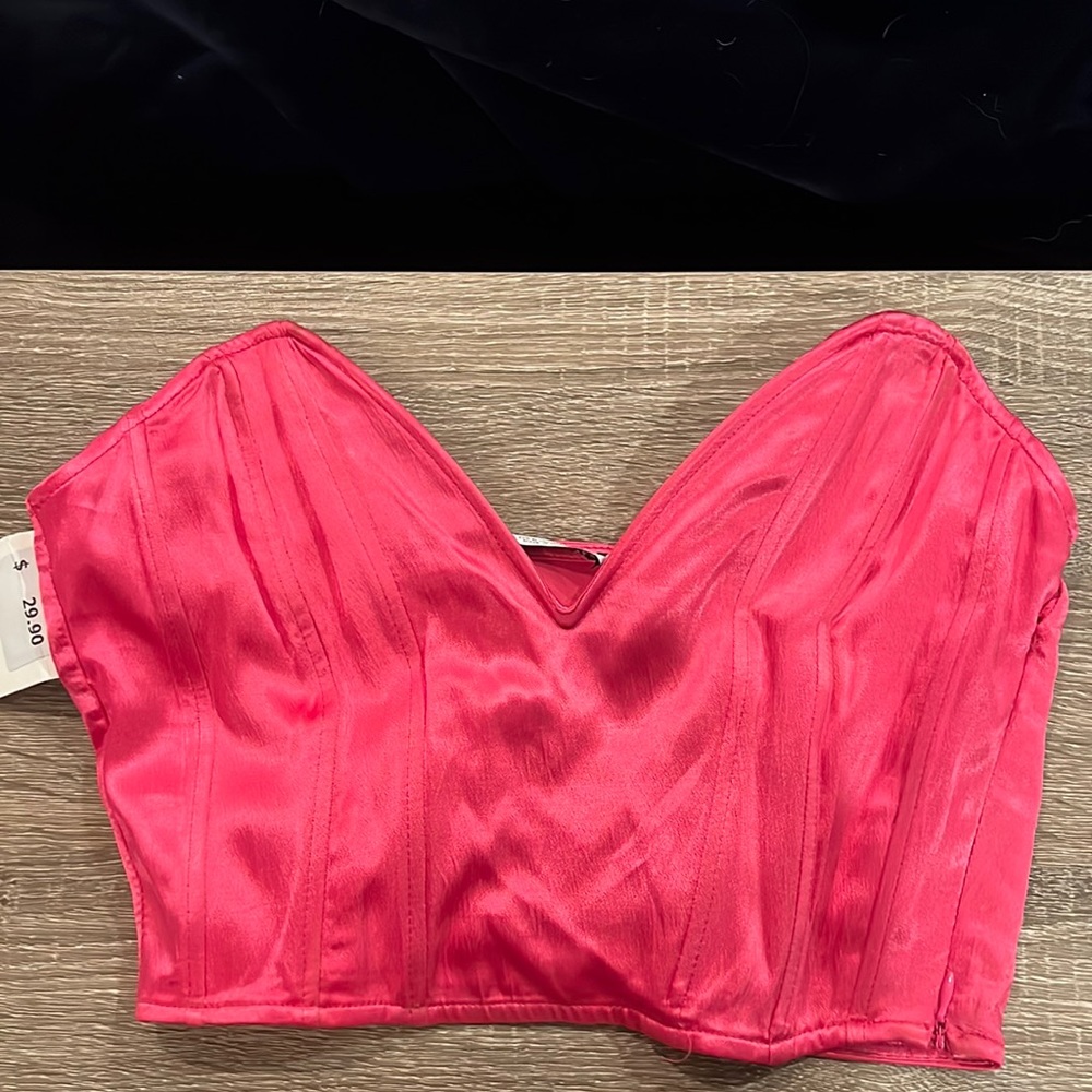 Satin pink strapless shirt